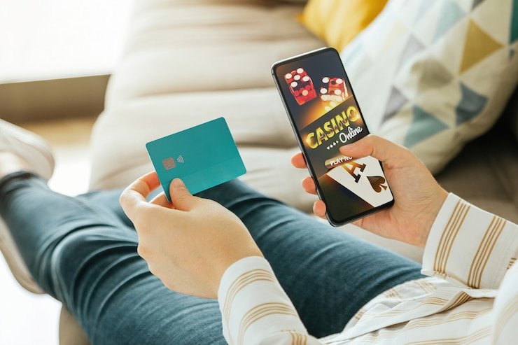 Pembayaran via local payment Verifikasi QRIS untuk pembayaran kurohiko